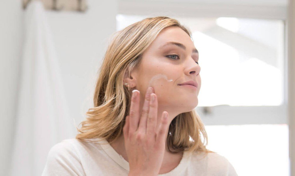 Dry Skin Care Routine: Simple Steps for Soft and Healthy Skin